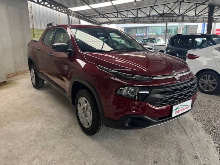 FIAT - TORO - 2017/2018 - Vermelha - R$ 98.900,00