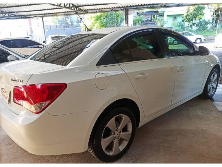 CHEVROLET - CRUZE - 2013/2014 - Branca - R$ 59.900,00