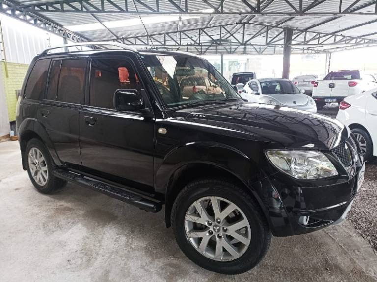 MITSUBISHI - PAJERO TR4 - 2011/2011 - Preta - R$ 61.900,00