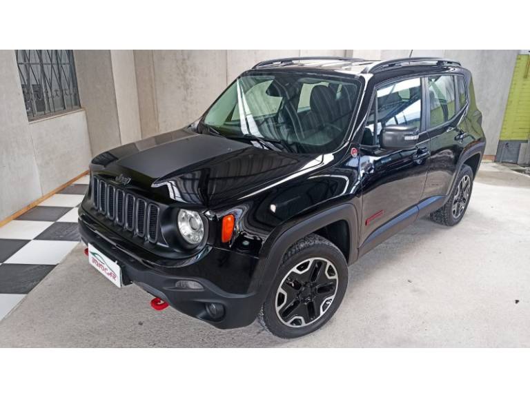 JEEP - RENEGADE - 2015/2016 - Preta - R$ 77.900,00