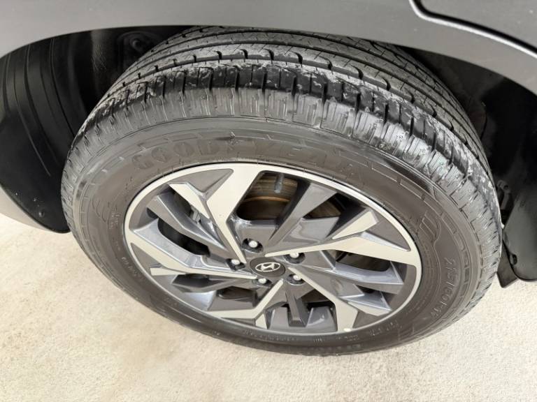 HYUNDAI - CRETA - 2021/2022 - Cinza - R$ 125.900,00