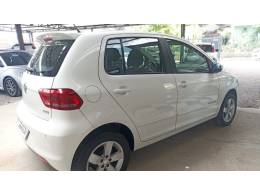 VOLKSWAGEN - FOX - 2017/2018 - Branca - R$ 55.900,00