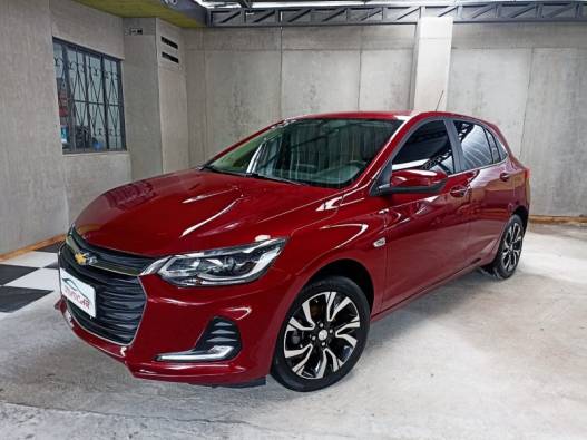 CHEVROLET - ONIX - 2022/2023 - Vermelha - R$ 94.900,00