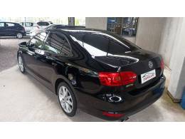 VOLKSWAGEN - JETTA - 2013/2013 - Preta - R$ 67.900,00