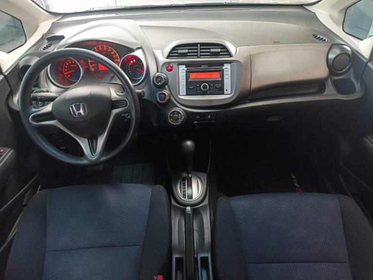 HONDA - FIT - 2013/2014 - Cinza - R$ 52.900,00