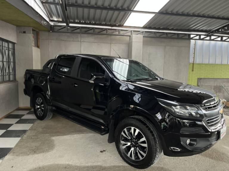 CHEVROLET - S10 - 2018/2019 - Preta - R$ 124.900,00
