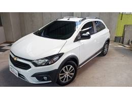 CHEVROLET - ONIX - 2018/2018 - Branca - R$ 68.900,00