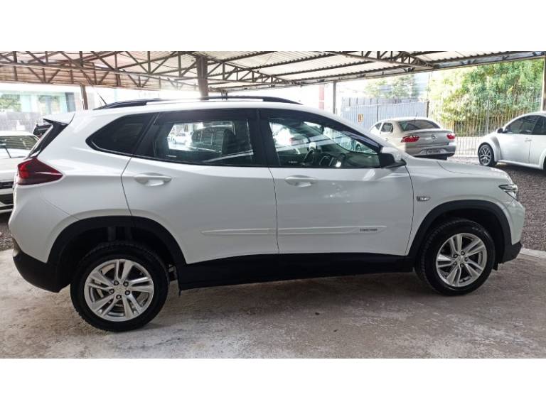 CHEVROLET - TRACKER - 2022/2023 - Branca - R$ 103.900,00