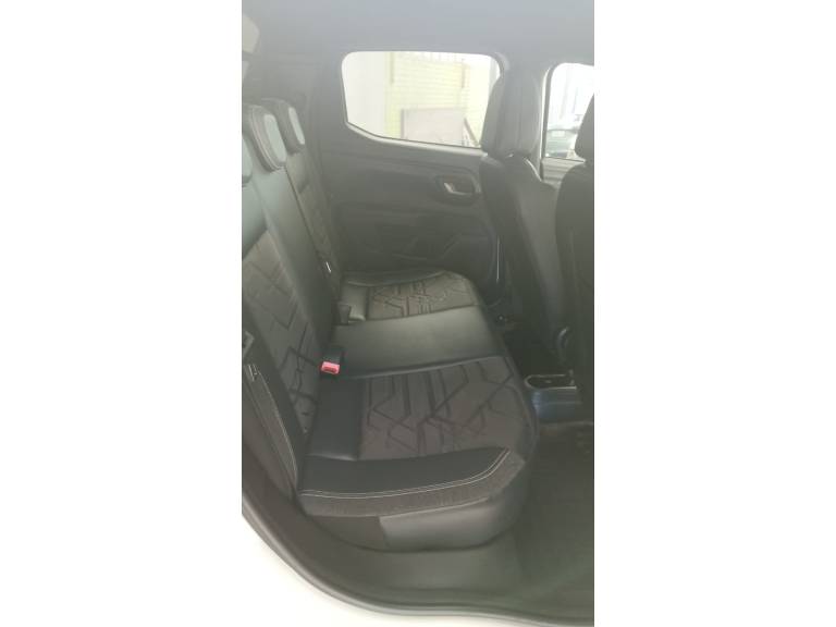 FIAT - STRADA - 2020/2021 - Branca - R$ 97.900,00