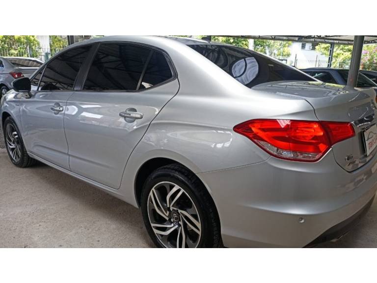 CITROËN - C4 LOUNGE - 2014/2014 - Prata - R$ 49.900,00