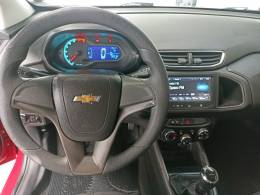 CHEVROLET - ONIX - 2013/2013 - Vermelha - R$ 44.900,00