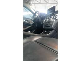 MERCEDES-BENZ - GLA 200 - 2017/2017 - Branca - R$ 118.900,00