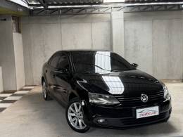 VOLKSWAGEN - JETTA - 2013/2013 - Preta - R$ 64.900,00