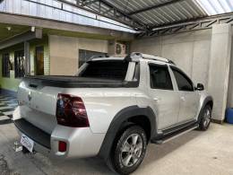 RENAULT - DUSTER OROCH - 2016/2017 - Prata - R$ 74.900,00