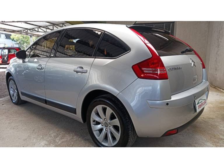 CITROËN - C4 - 2013/2013 - Prata - R$ 34.900,00