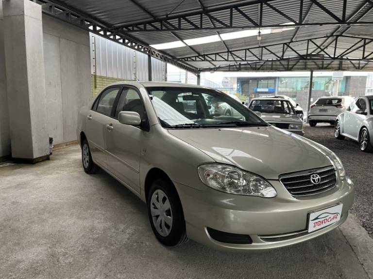 TOYOTA - COROLLA - 2006/2006 - Dourada - R$ 39.900,00