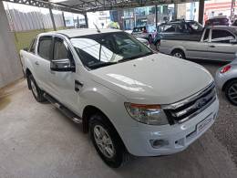 FORD - RANGER - 2014/2014 - Branca - R$ 108.900,00