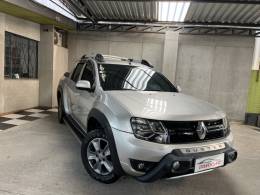 RENAULT - DUSTER OROCH - 2016/2017 - Prata - R$ 74.900,00