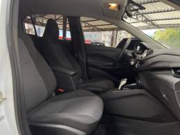 CHEVROLET - ONIX - 2019/2020 - Branca - R$ 68.900,00