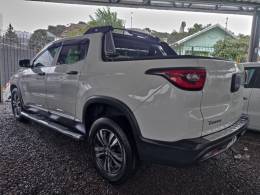 FIAT - TORO - 2017/2018 - Branca - R$ 103.900,00