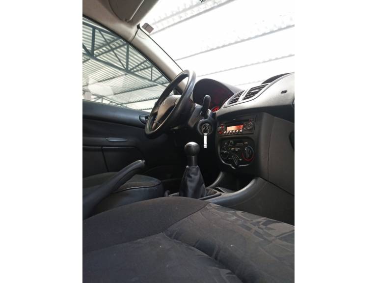 PEUGEOT - 207 - 2008/2009 - Preta - R$ 20.900,00