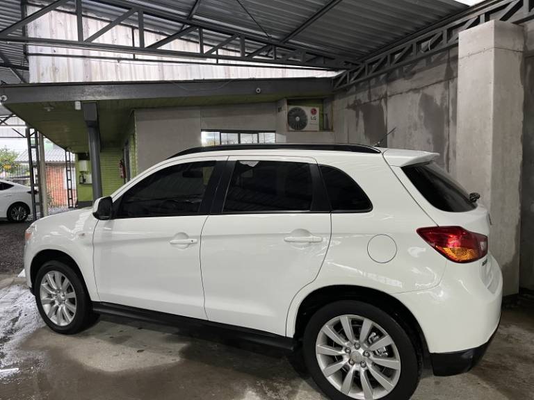 MITSUBISHI - ASX - 2013/2014 - Branca - R$ 67.900,00