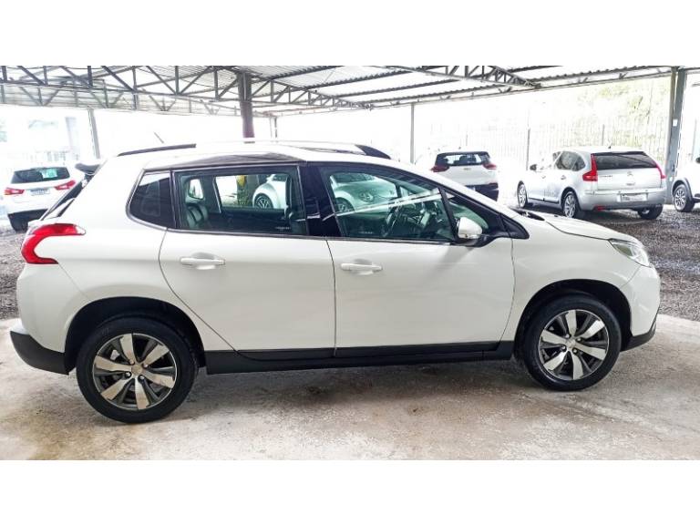 PEUGEOT - 2008 - 2017/2017 - Branca - R$ 57.900,00