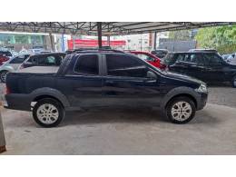 FIAT - STRADA - 2011/2012 - Azul - R$ 49.900,00