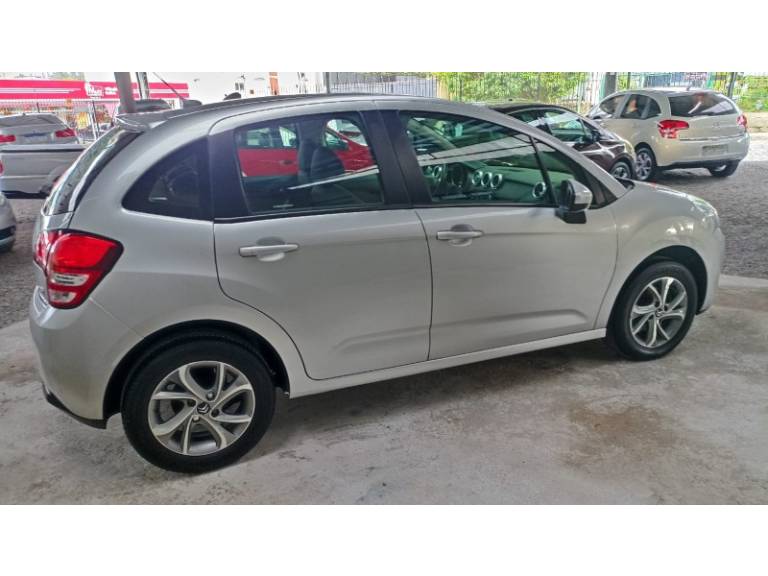 CITROËN - C3 - 2013/2013 - Prata - R$ 37.900,00