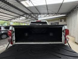 CHEVROLET - S10 - 2012/2013 - Branca - R$ 99.900,00