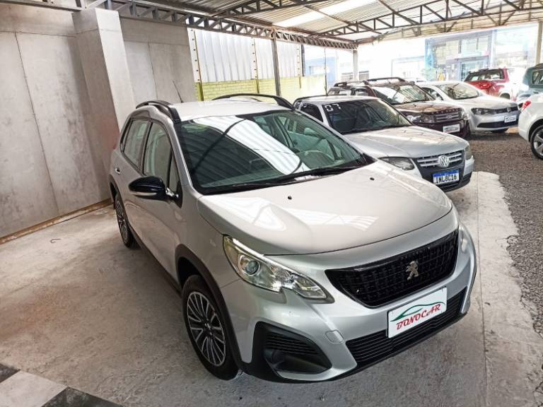 PEUGEOT - 2008 - 2020/2020 - Prata - R$ 69.900,00