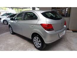 CHEVROLET - ONIX - 2013/2013 - Prata - R$ 40.900,00