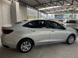 CHEVROLET - ONIX - 2022/2023 - Prata - R$ 68.900,00
