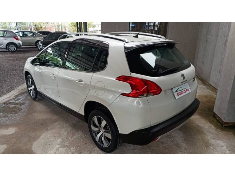 PEUGEOT - 2008 - 2017/2017 - Branca - R$ 57.900,00