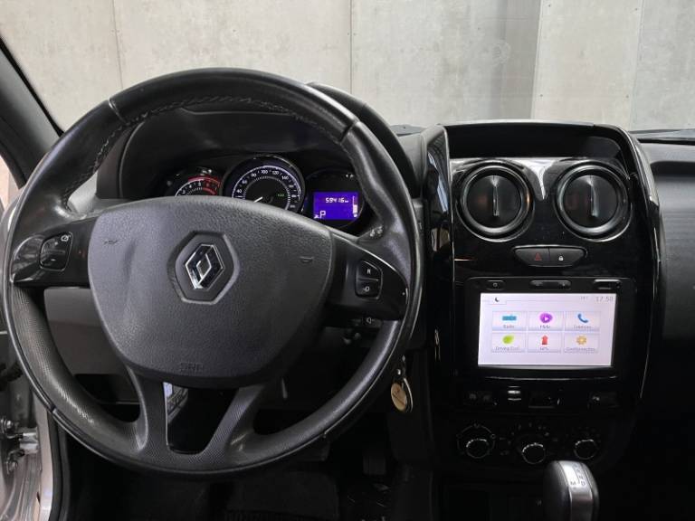 RENAULT - DUSTER OROCH - 2016/2017 - Prata - R$ 74.900,00