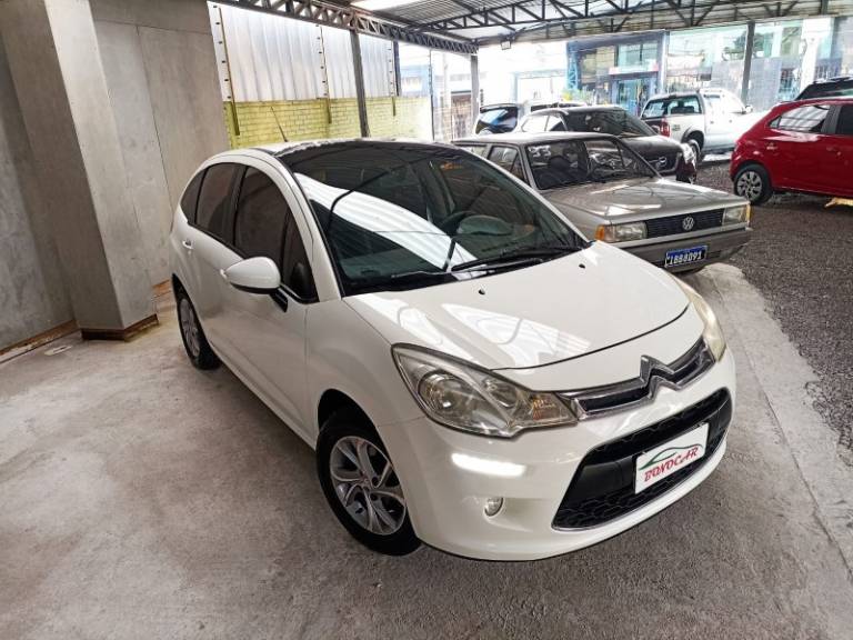 CITROËN - C3 - 2015/2015 - Branca - R$ 39.900,00