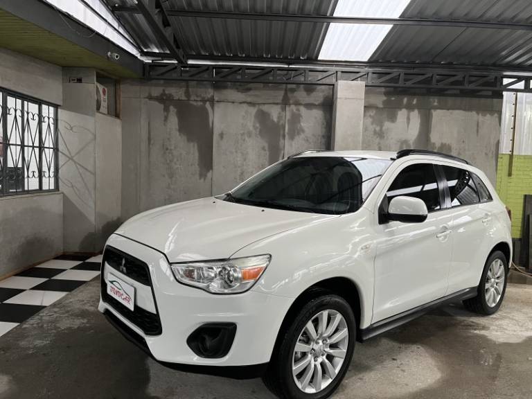 MITSUBISHI - ASX - 2013/2014 - Branca - R$ 68.900,00