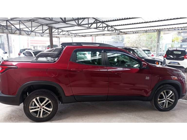 FIAT - TORO - 2018/2019 - Vermelha - R$ 96.900,00