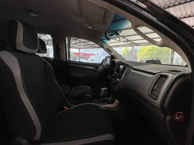 CHEVROLET - S10 - 2018/2019 - Preta - R$ 129.900,00