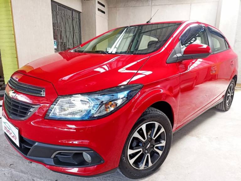 CHEVROLET - ONIX - 2013/2013 - Vermelha - R$ 44.900,00