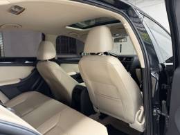 VOLKSWAGEN - JETTA - 2013/2013 - Preta - R$ 64.900,00