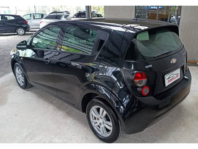 CHEVROLET - SONIC - 2013/2013 - Preta - R$ 36.900,00