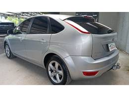 FORD - FOCUS - 2013/2013 - Prata - R$ 43.900,00