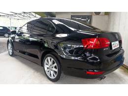 VOLKSWAGEN - JETTA - 2013/2013 - Preta - R$ 67.900,00